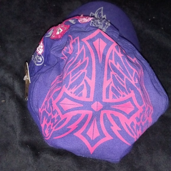 New Purple & Pink Cross Hat - Picture 5 of 8